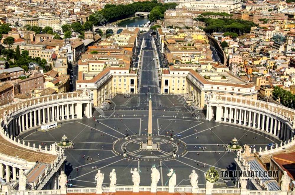 St. Peters Square St. Peters Square